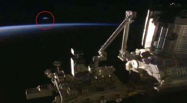 Nave que parece saída de Star Wars é flagrada em vídeo da NASA-0