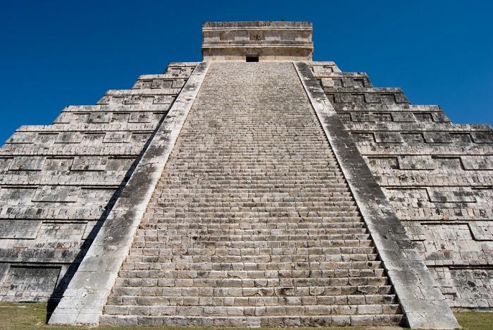 Encontrada pirâmide oculta dentro de templo maia em Chichen Itza-0