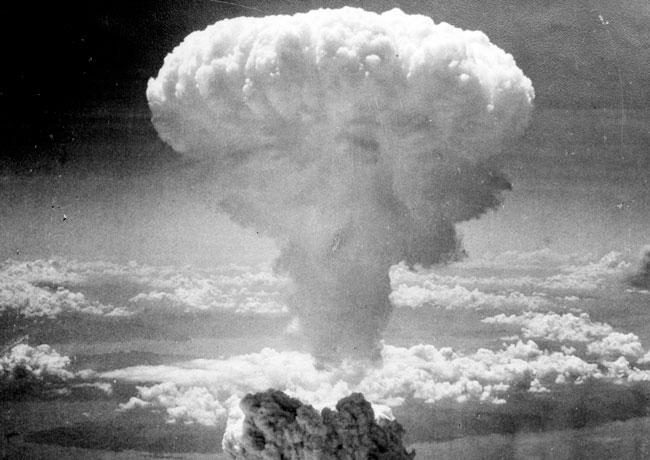 EUA lançam bomba atômica em Hiroshima-0