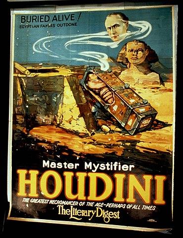 Escapista Harry Houdini é enterrado vivo num caixão por 1h11min-0