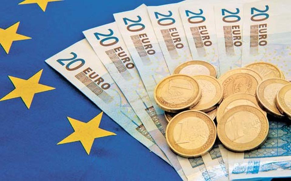 Euro faz a sua estreia como moeda comum na Europa-0