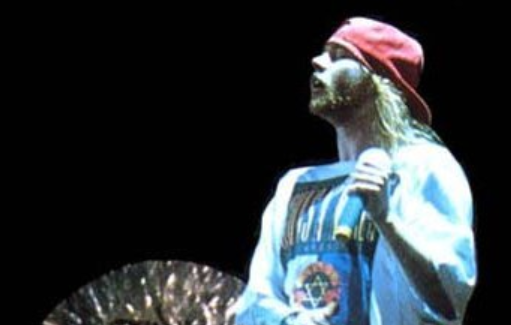 Nasce o músico Axl Rose, da banda Guns N' Roses-0