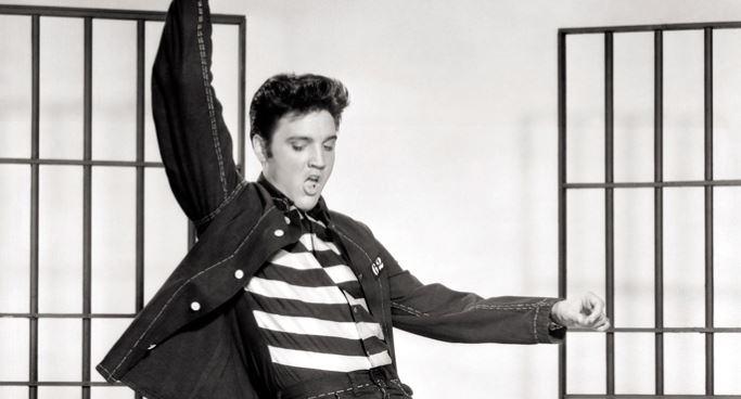 No Havaí, Elvis Presley faz primeiro show de música transmitido ao mundo via satélite -0